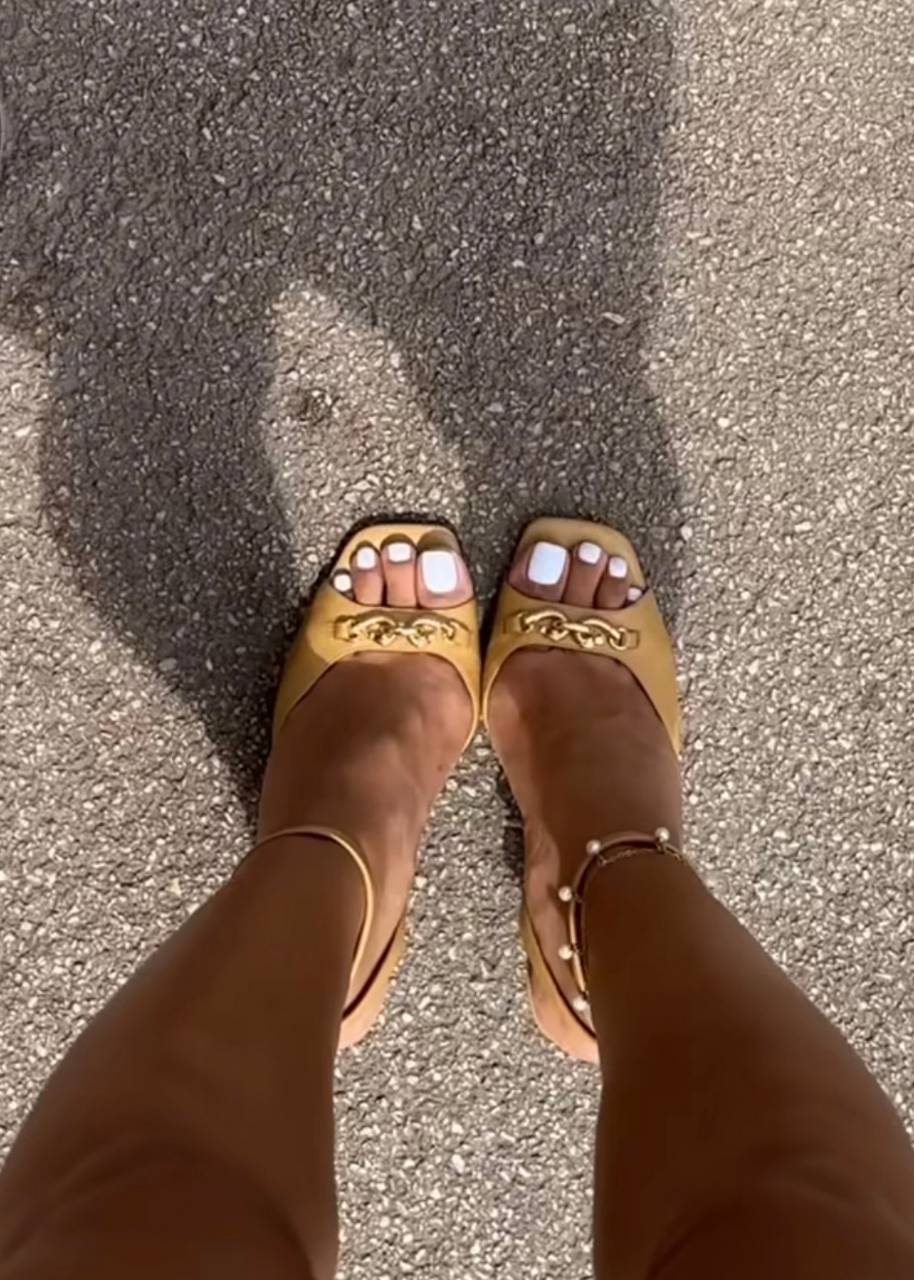 Reem Alsanea Feet